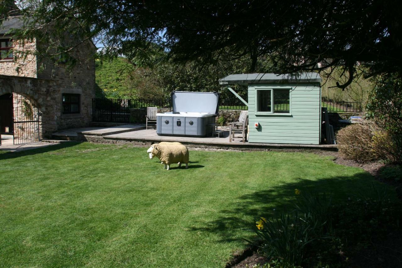 Villa Wolfen Mill Chipping Exterior foto